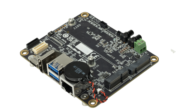 D133 (5G) Carrier Board - AVerMedia - AI-based solutions