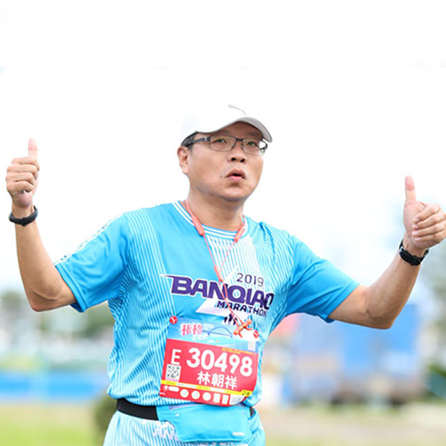 圓剛財務長副總經理林朝祥