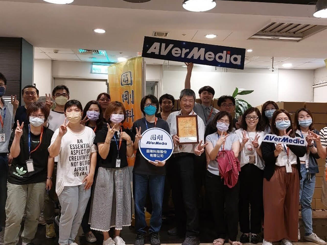 Support food conservation, turning surplus into nutritious meals on the table.